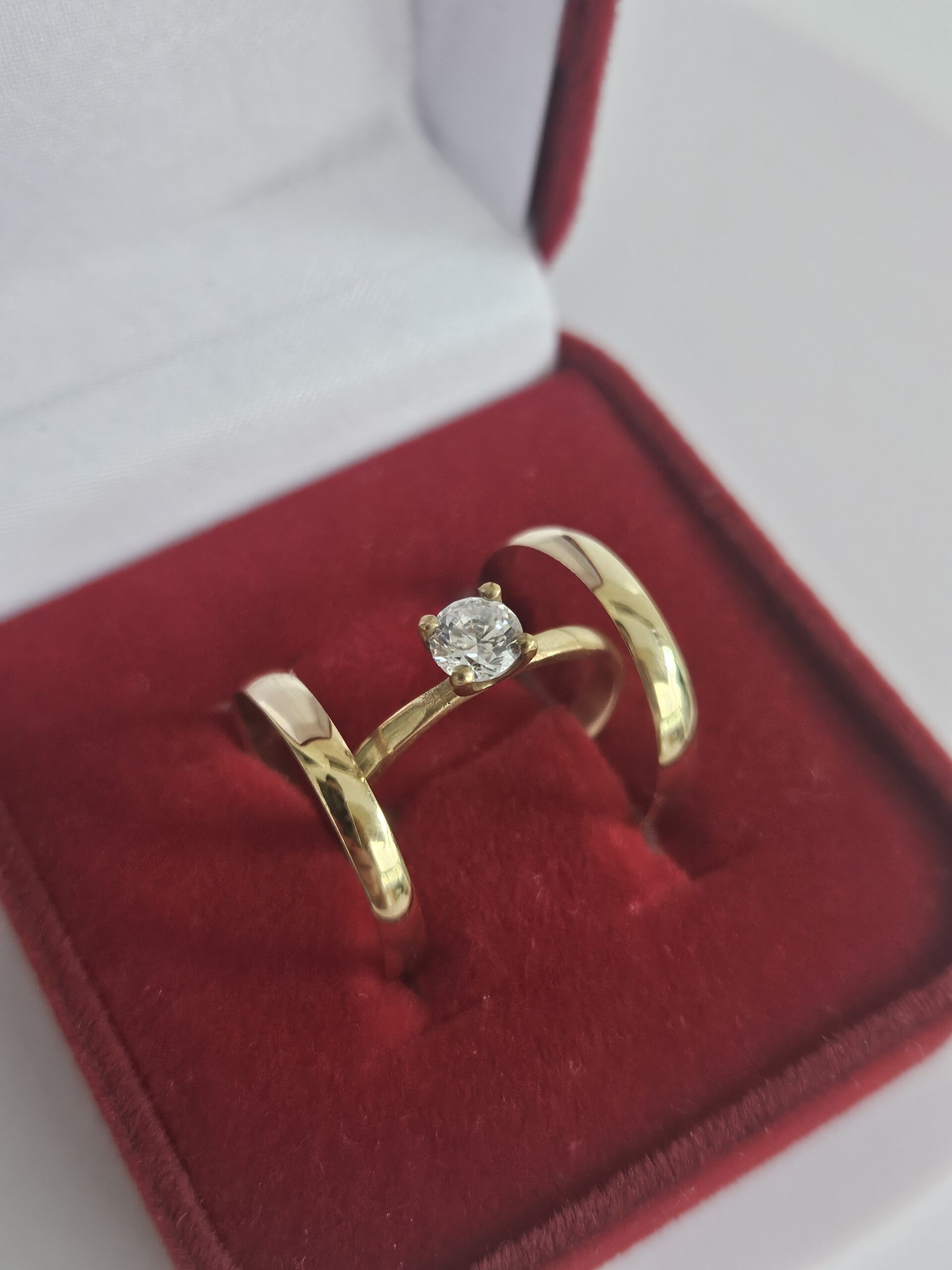 Par de Alianças de Ouro Boleadas 3mm com Anel - Imagem 3