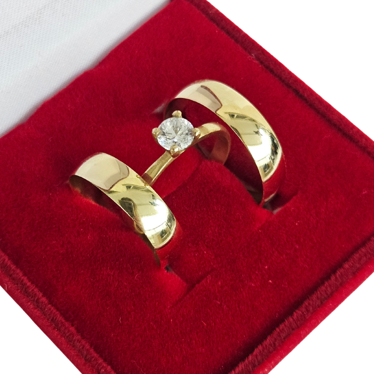 Par de Alianças de Ouro Boleadas 5mm com Anel